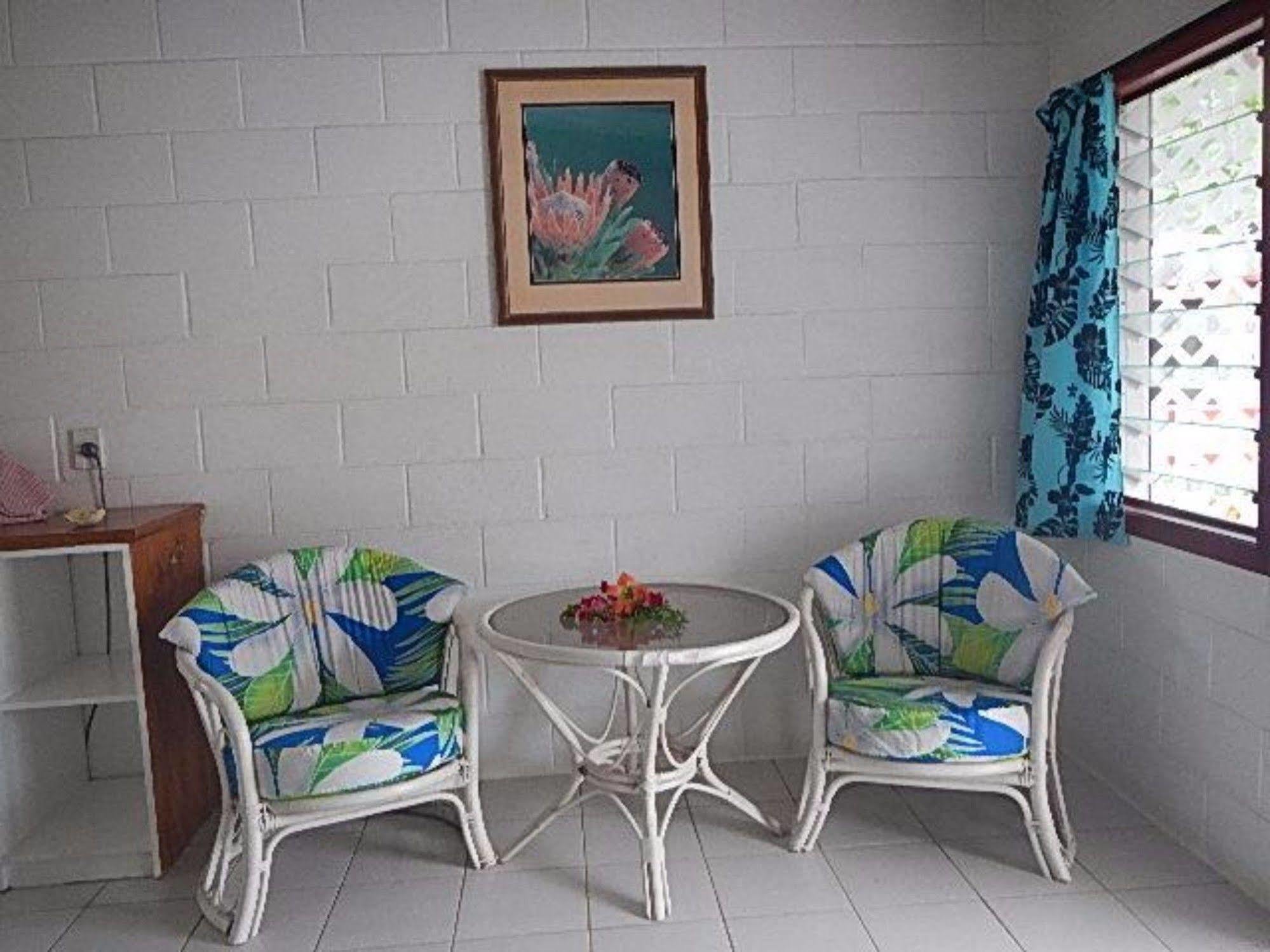 Reef Motel - Aitutaki Arutanga Eksteriør billede